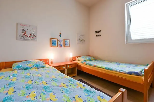 Nyaraló Cosy House By The Sea *