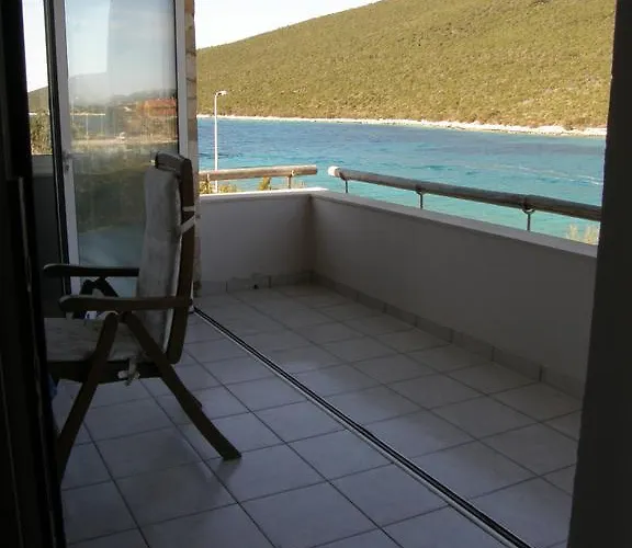 Cosy House By The Sea